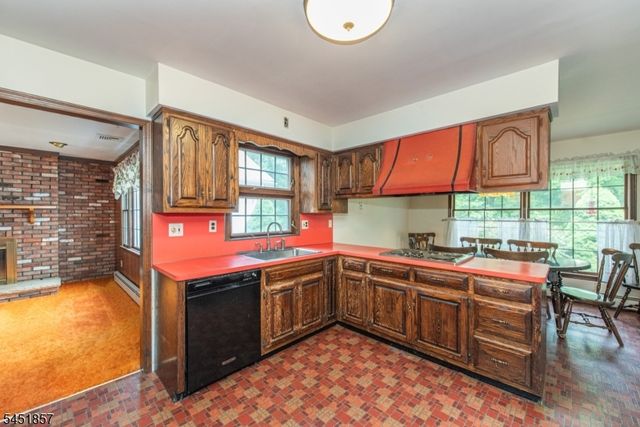 28 Church Rd, Randolph Twp., NJ 07869