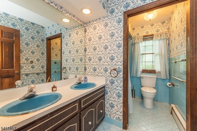 28 Church Rd, Randolph Twp., NJ 07869
