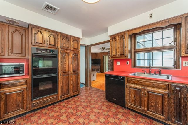 28 Church Rd, Randolph Twp., NJ 07869