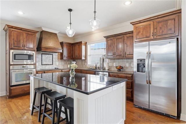 17228 W 198th Terrace, Spring Hill, KS 66083