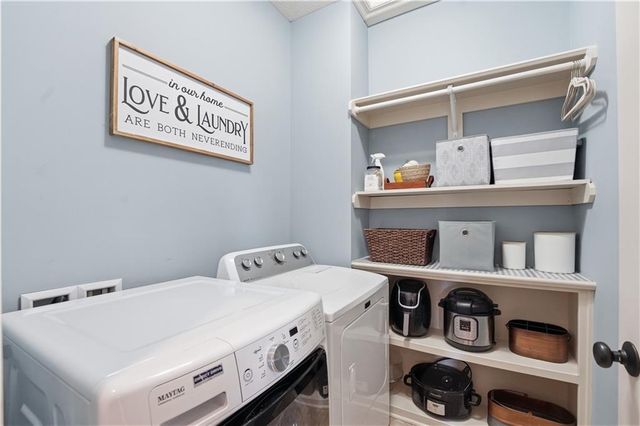 17228 W 198th Terrace, Spring Hill, KS 66083