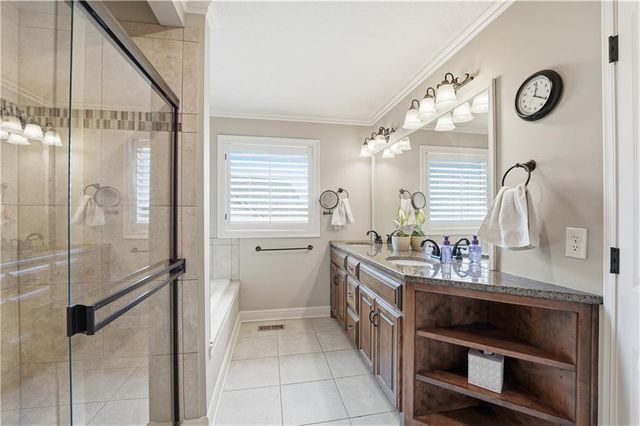 17228 W 198th Terrace, Spring Hill, KS 66083