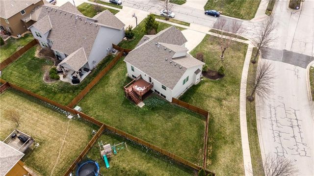 17228 W 198th Terrace, Spring Hill, KS 66083