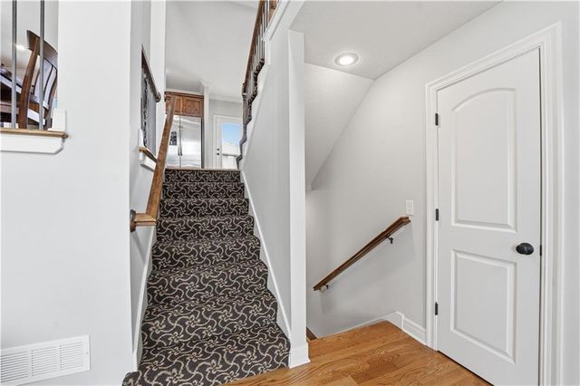 17228 W 198th Terrace, Spring Hill, KS 66083