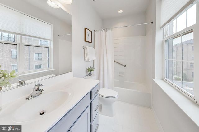517 WINDBOARD WAY, Oxon Hill, MD 20745