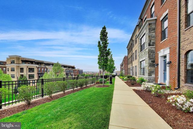 517 WINDBOARD WAY, Oxon Hill, MD 20745