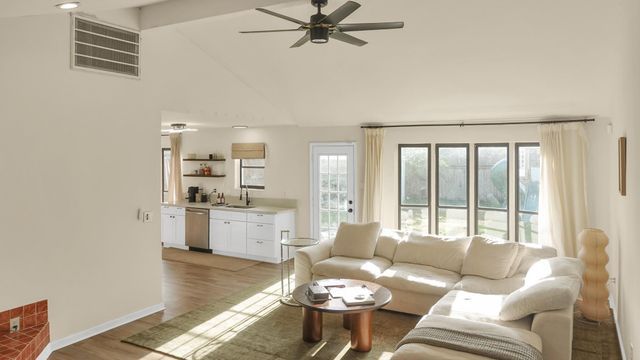 223 Kirkaldy Drive, Houston, TX 77015