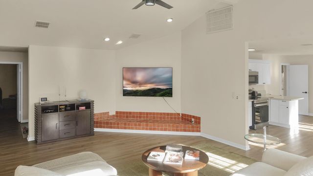 223 Kirkaldy Drive, Houston, TX 77015