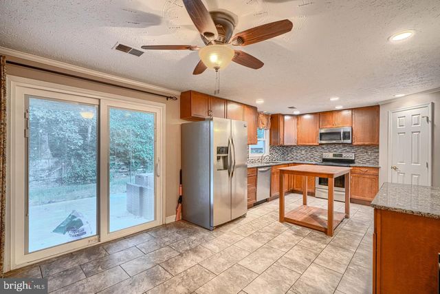 3009 SHERWOOD RD, Waldorf, MD 20601