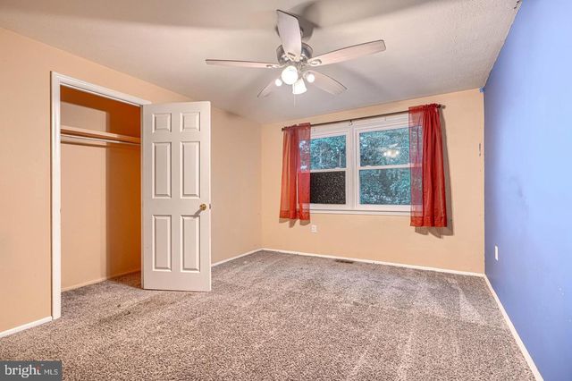 3009 SHERWOOD RD, Waldorf, MD 20601