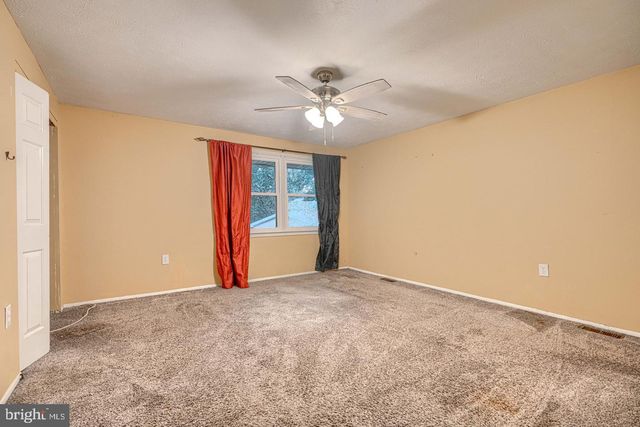 3009 SHERWOOD RD, Waldorf, MD 20601