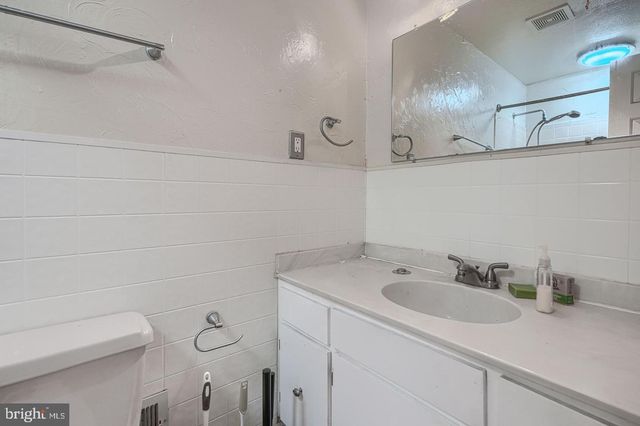 3009 SHERWOOD RD, Waldorf, MD 20601