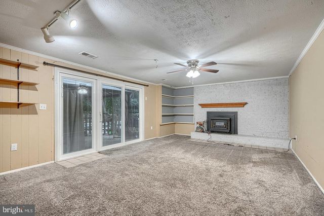 3009 SHERWOOD RD, Waldorf, MD 20601