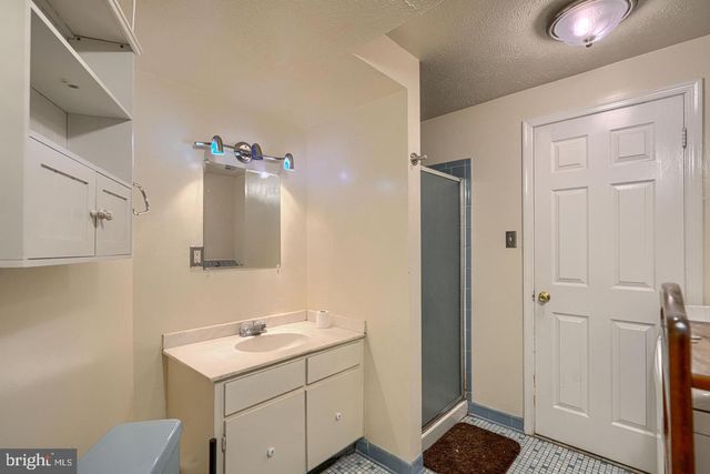 3009 SHERWOOD RD, Waldorf, MD 20601