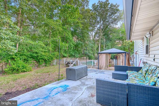 3009 SHERWOOD RD, Waldorf, MD 20601