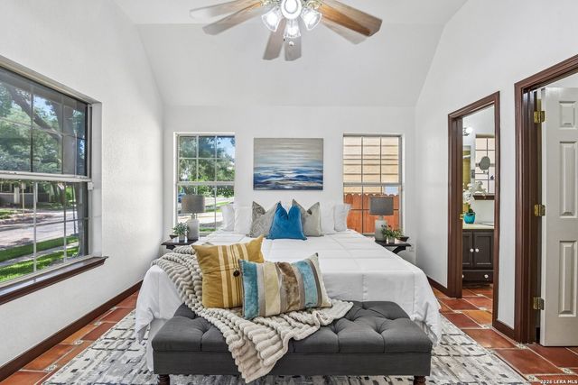 614 Claude W Black, San Antonio, TX 78203