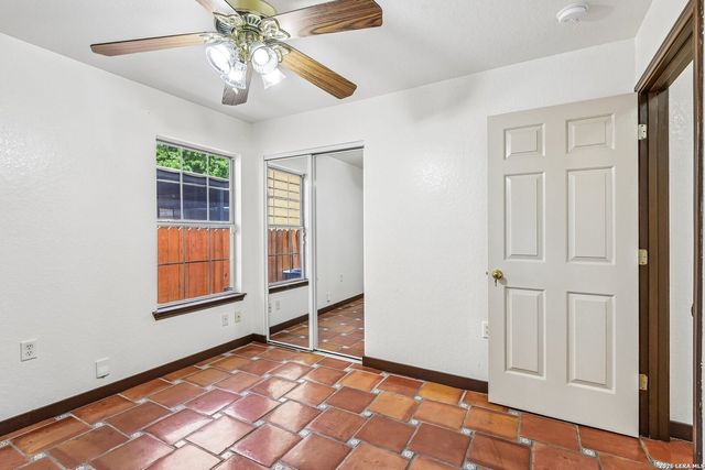 614 Claude W Black, San Antonio, TX 78203
