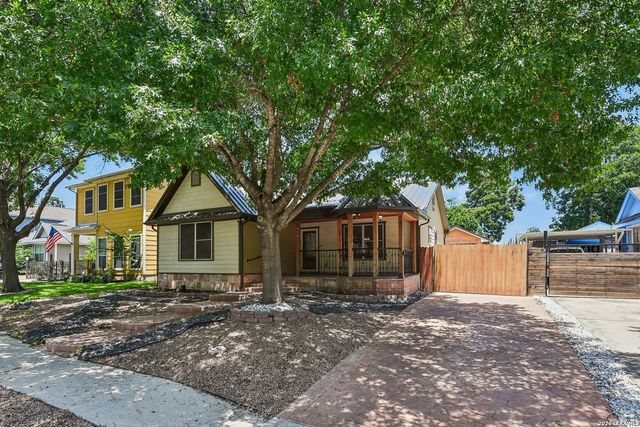 614 Claude W Black, San Antonio, TX 78203