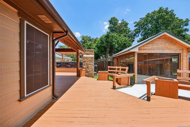 614 Claude W Black, San Antonio, TX 78203