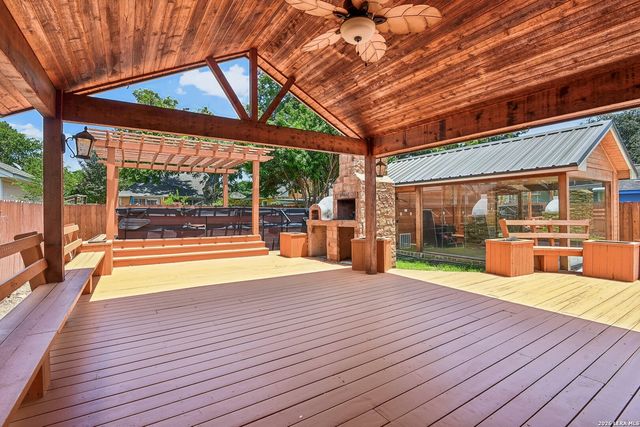 614 Claude W Black, San Antonio, TX 78203