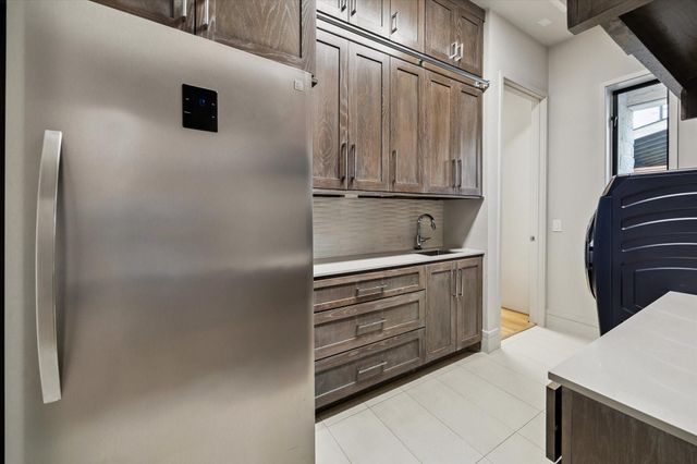 1249 Chippendale Road, Houston, TX 77018