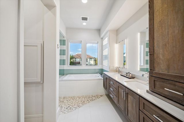 1249 Chippendale Road, Houston, TX 77018