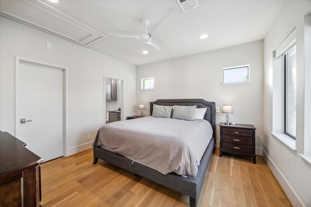 1249 Chippendale Road, Houston, TX 77018