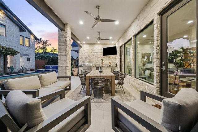 1249 Chippendale Road, Houston, TX 77018