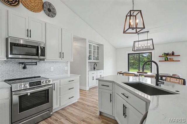 30944 Bonnie Bell Drive, Warrenton, MO 63383
