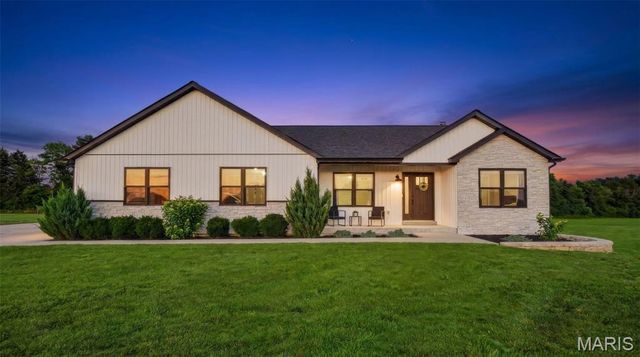 30944 Bonnie Bell Drive, Warrenton, MO 63383