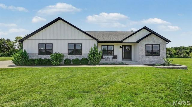 30944 Bonnie Bell Drive, Warrenton, MO 63383