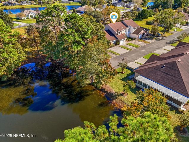 11 NORTHSIDE Drive S 202, Jacksonville, FL 32218