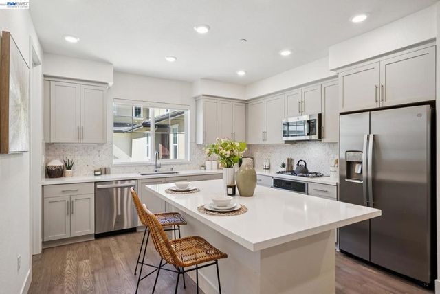 57109 57109 Via Vicenza, San Ramon, CA 94583