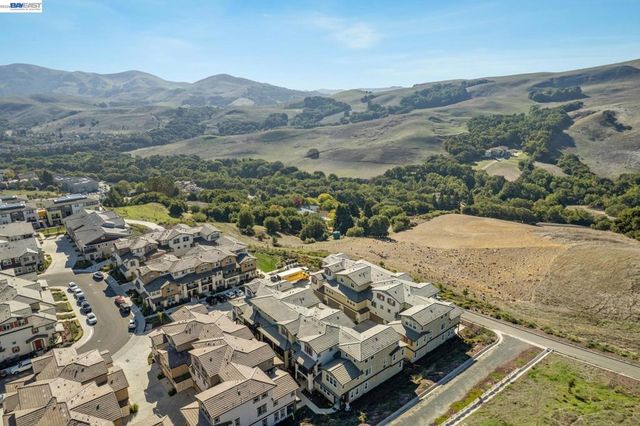 57109 57109 Via Vicenza, San Ramon, CA 94583