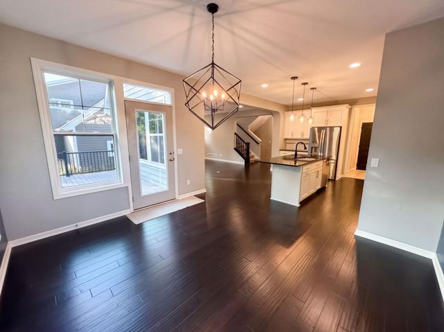16891 E Lake Drive, Lakeville, MN 55044