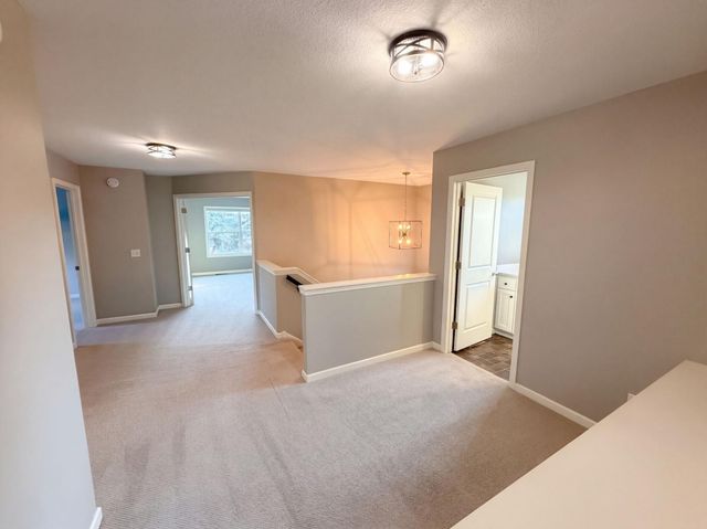 16891 E Lake Drive, Lakeville, MN 55044