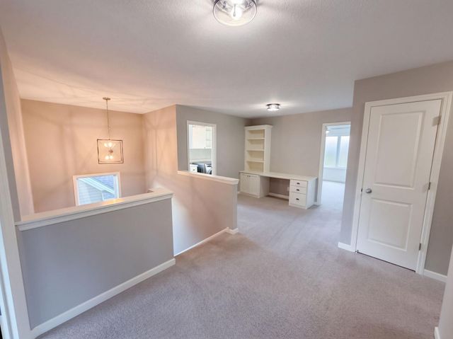 16891 E Lake Drive, Lakeville, MN 55044