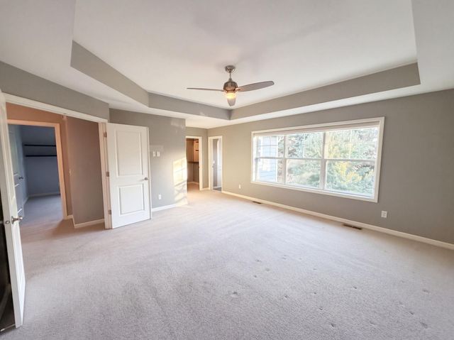 16891 E Lake Drive, Lakeville, MN 55044
