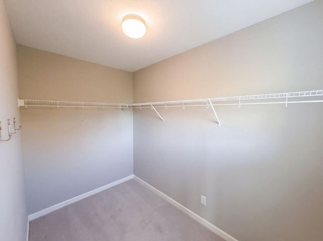 16891 E Lake Drive, Lakeville, MN 55044