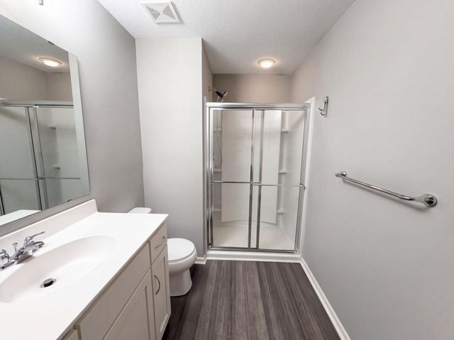 16891 E Lake Drive, Lakeville, MN 55044