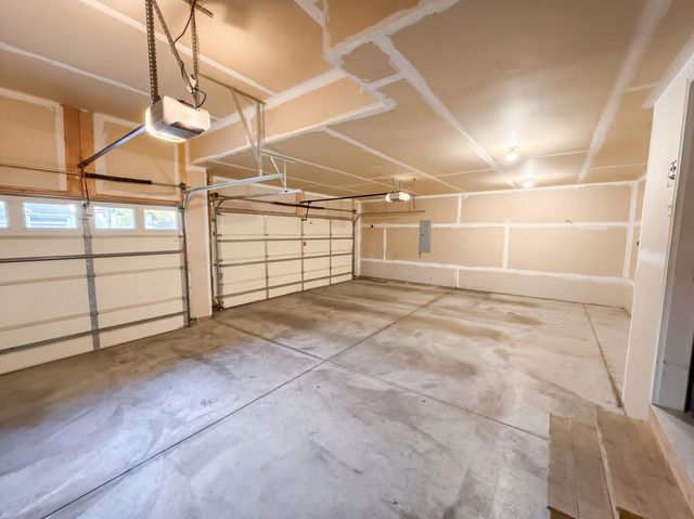 16891 E Lake Drive, Lakeville, MN 55044