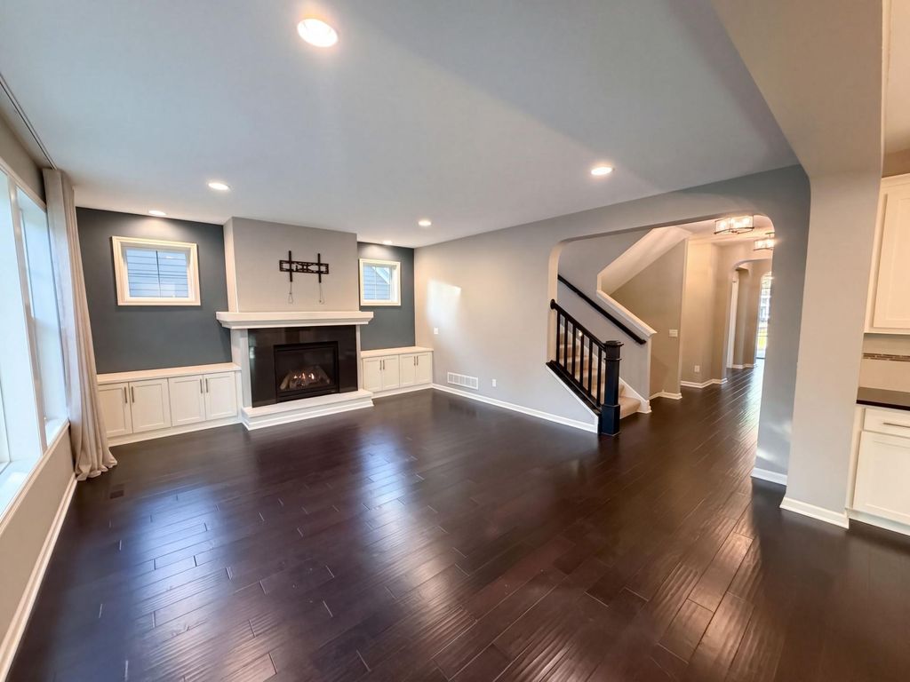 16891 E Lake Drive, Lakeville, MN 55044 — photo 2
