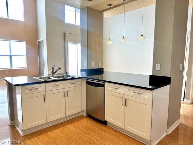 32 East Serene Avenue 408, Las Vegas, NV 89123