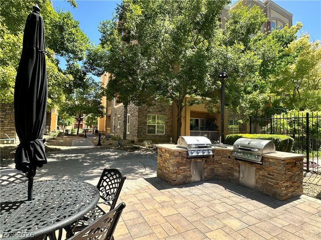 32 East Serene Avenue 408, Las Vegas, NV 89123