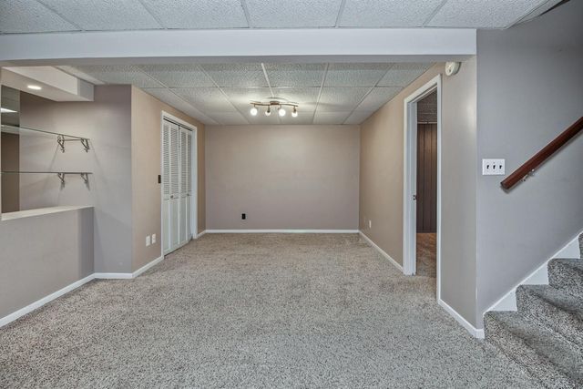 727 Tanglewood Drive, Shoreview, MN 55126