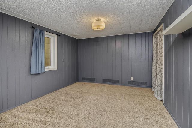 727 Tanglewood Drive, Shoreview, MN 55126