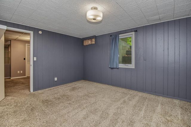 727 Tanglewood Drive, Shoreview, MN 55126