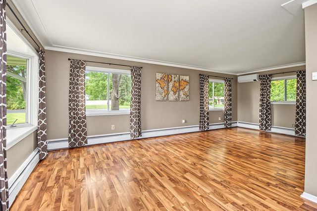 727 Tanglewood Drive, Shoreview, MN 55126