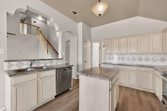 761 Meghann Lane, Waxahachie, TX 75167