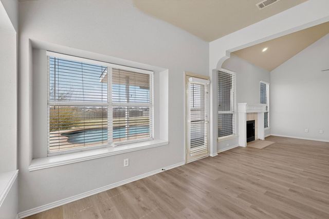 761 Meghann Lane, Waxahachie, TX 75167